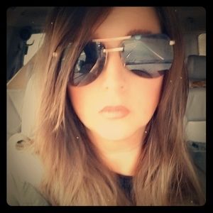 Meet your Posher, Kelli